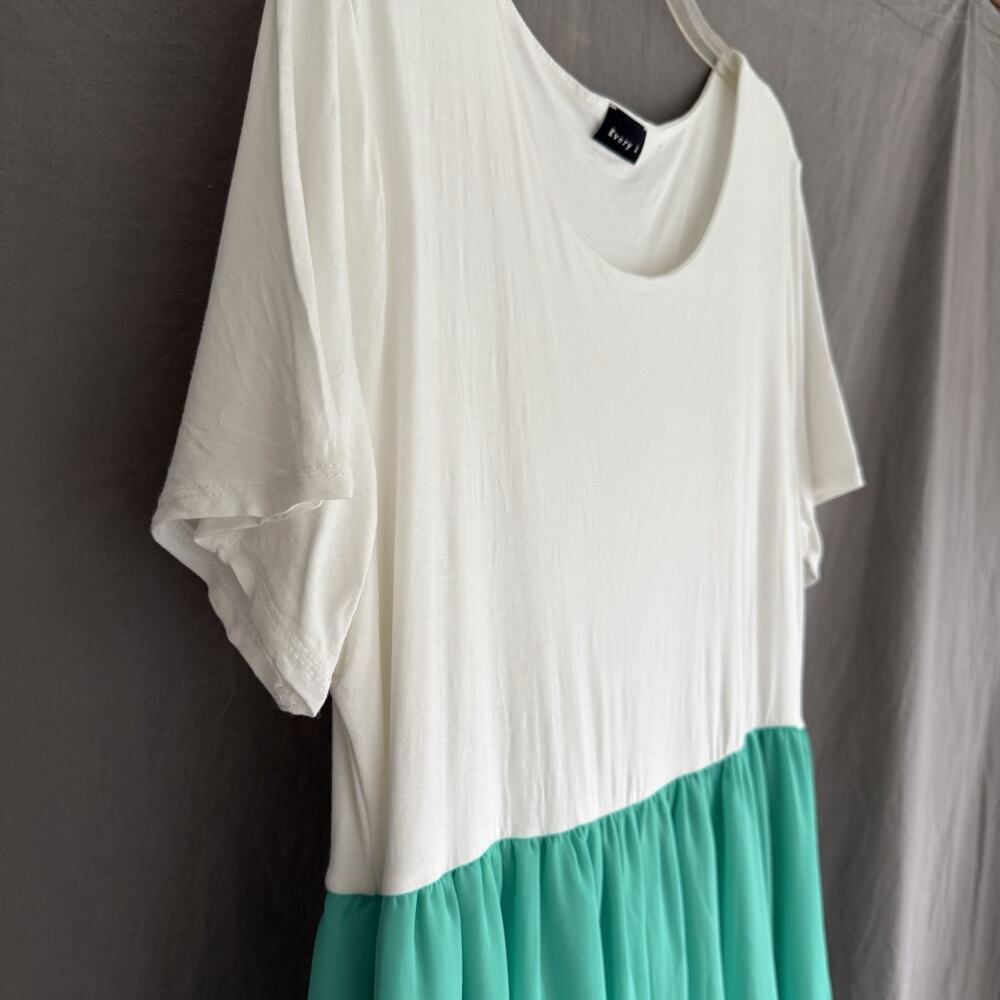 Colorblock Maxi Dress by Every 1 in‎ White and Green, Tall-Friendly Size 2X - Picture 7 of 11